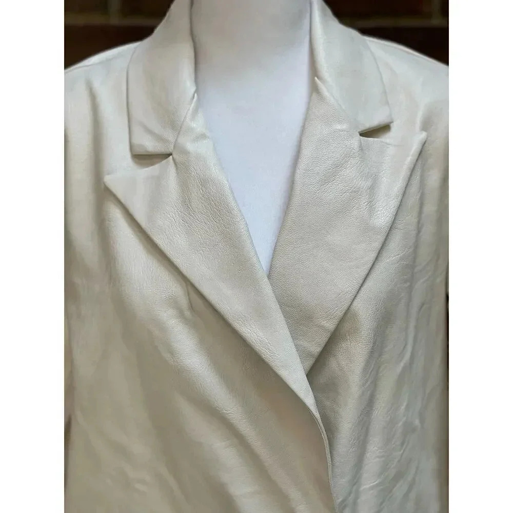FRNCH Garance Cream Vegan Leather Blazer - Picture 5 of 8